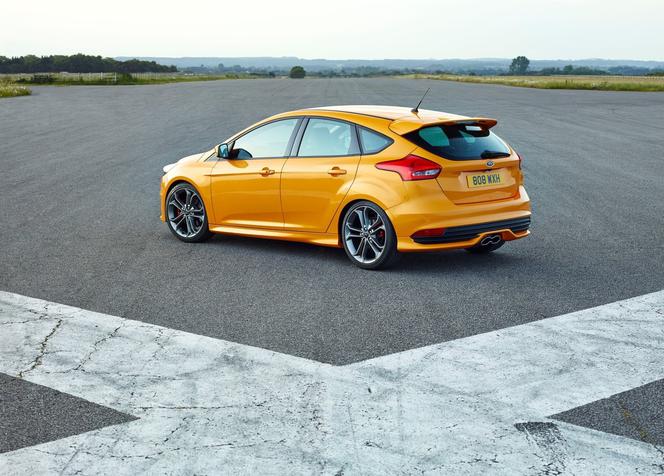 2015 Ford Focus ST facelifting