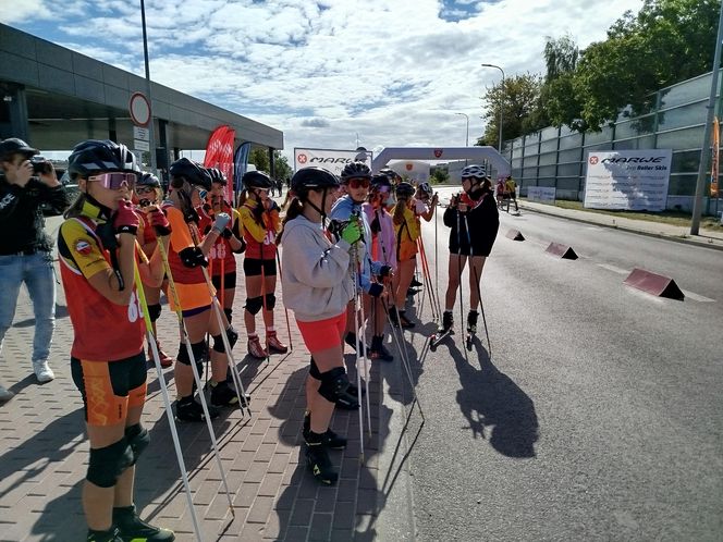 Zawody o Puchar Polski na nartorolkach Marwe Cup 2025 zostały zainaugurowane w Siedlcach