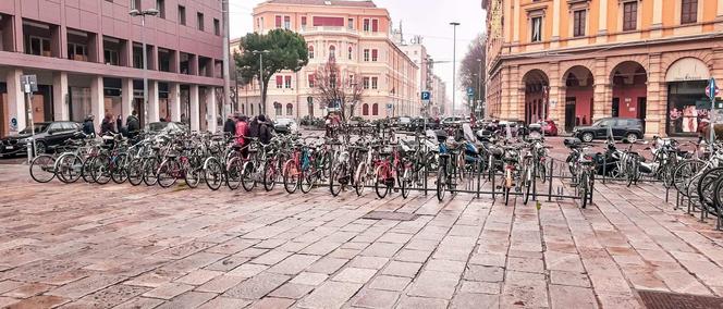 Bolonia na Boże Ciało w 4 dni. Zobacz najpiękniejsze miasto północnych Włoch. Loty z Wrocławia 