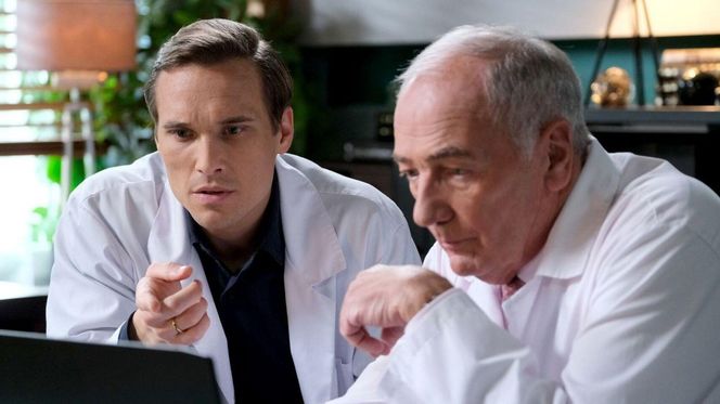 M jak miłość odc. 1879. Olek (Maurycy Popiel), Jerzy Argasiński (Karol Strasburger)