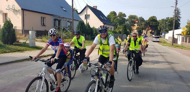 Rodzinny Rajd Rowerowy "Do Rezerwatu Świdwie z Gryfusem"