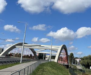 Życie jest warte rozmowy. Na wiaduktach w Lublinie pojawiły się tabliczki dla ludzi w kryzysie