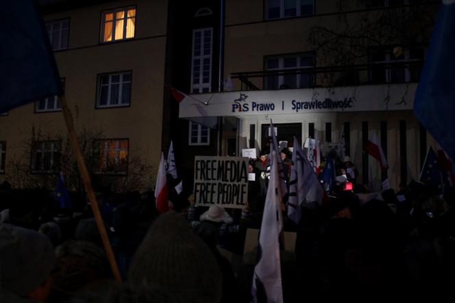 Protest pod siedzibą PiS w Szczecinie