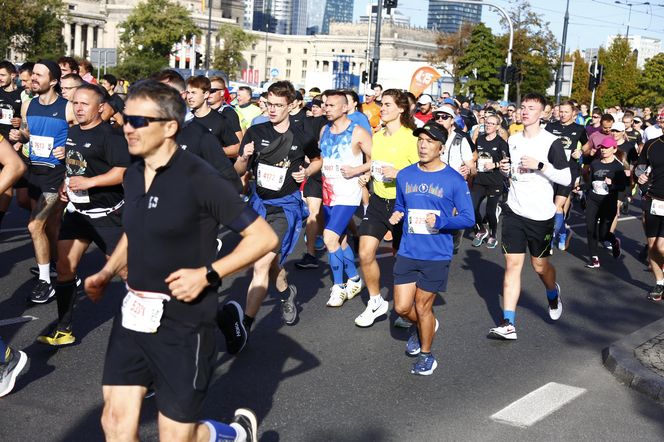 Uczestnicy 46. edycji Nationale-Nederlanden Maratonu Warszawskiego