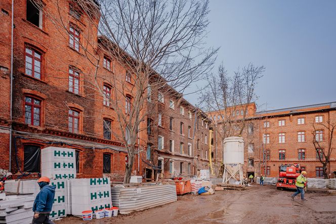 Rewitalizacja famuły przy Ogrodowej 24 w Łodzi