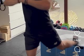 Marcin Hakiel pokazał muskularne ciało. Robi wrażenie! Tancerz pręży mięśnie i wylewa siódme poty. Aż miło patrzeć