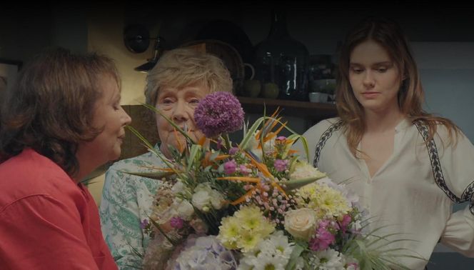 M jak miłość odc. 1886. Barbara (Teresa Lipowska), Franka (Dominika Kachlik), Marysia (Małgorzata Pieńkowska)