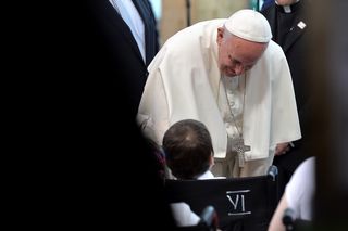Papież Franciszek w szpitalu! Nie mógł odczytać słów katechezy. Niepokojąca choroba Ojca Świętego