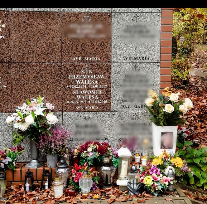 Grób synów Lecha Wałęsy, Przemysława i Sławomira