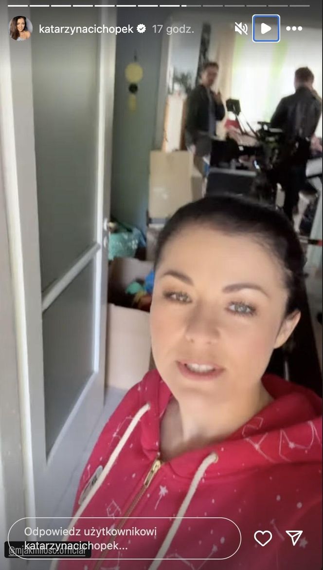 M jak miłość po wakacjach. Kinga (Katarzyna Cichopek) na planie