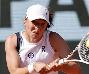 Iga Świątek ZDEMOLOWAŁA bezradną Xinyu Wang! Roland Garros Iga Świątek - Wang WYNIK RELACJA NA ŻYWO