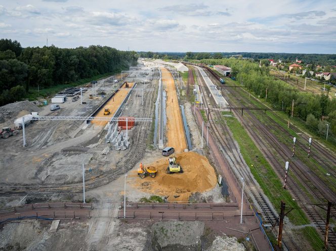 Gigantyczna inwestycja PKP w Zebrzydowicach. Pociągi pojadą szybciej po 600-metrowym moście