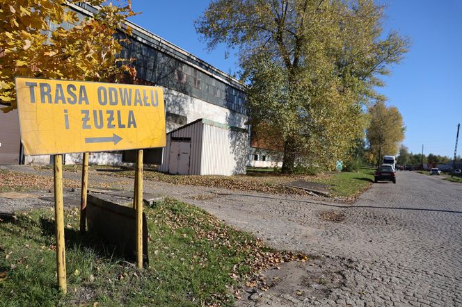 Zlot pojazdów zabytkowych na terenie dawnej Fabryki Samochodów Ciężarowych w Lublinie