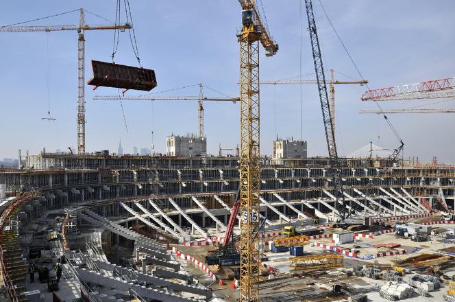 Stadion Narodowy: pierwsze trybuny