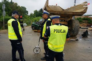 Kobieta zmiażdżona przez  ciężarówkę