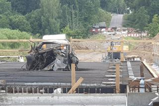 Spłonął w aucie z psem