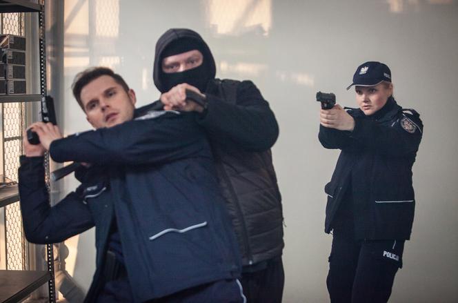 To nie koniec świata 2 sezon odcinek 21. Nora (Ewa Konstancja Bułhak) Jacek Kotek (Marek Kaliszuk)