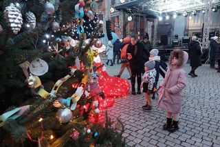 Wigilia pod gołym niebem w Starym Forodnie. Pierogi i barszcz dla wszystkich! 