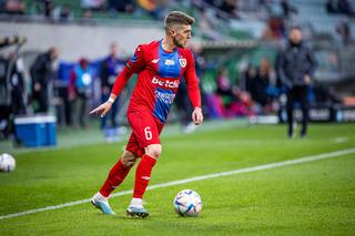 Rekordowa seria Piasta, Warta przełamuje złą passę. Ostatni mecz przedostatniej kolejki na remis