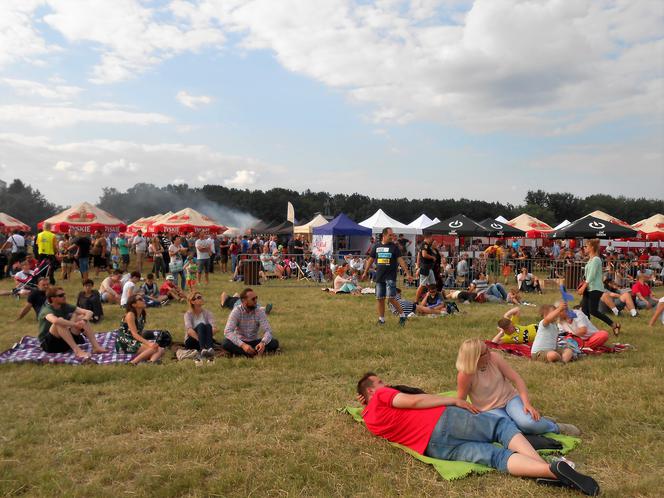 Katowice: Akrobacje lotnicze i widowiskowe pokazy pirotechniczne! Za nami pierwsza edycja Fajery