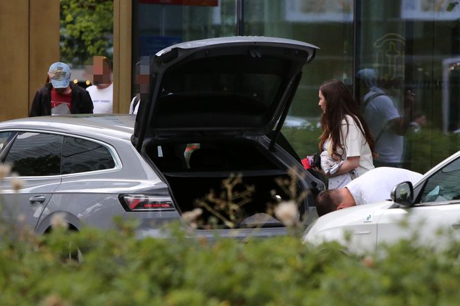 Marcin Hakiel z Dominiką  Serocką w studiu tatuaży