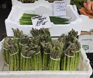  Ceny nowalijek na warszawskich bazarach szokują. Byliśmy i sprawdziliśmy ile trzeba zapłacić