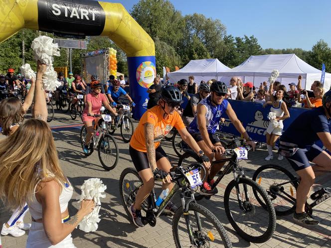 Kilometry Pomocy Michelin 2024. Sportowe emocje na plaży miejskiej w Olsztynie. Zobacz zdjęcia!