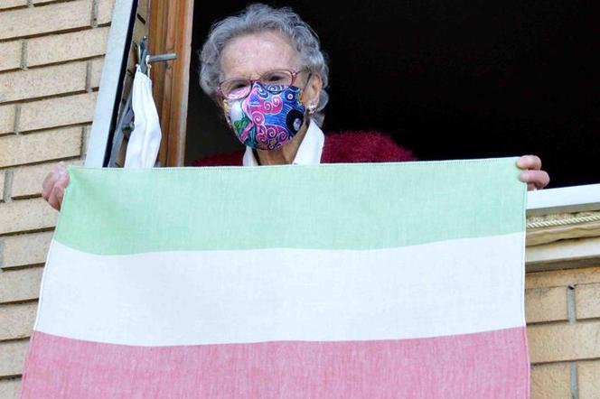 109-letnia Włoszka prosi rodaków o noszenie maseczek