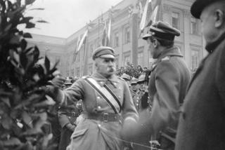 Marszałek Józef Piłsudski na placu Saskim, 11.11.1929 r.