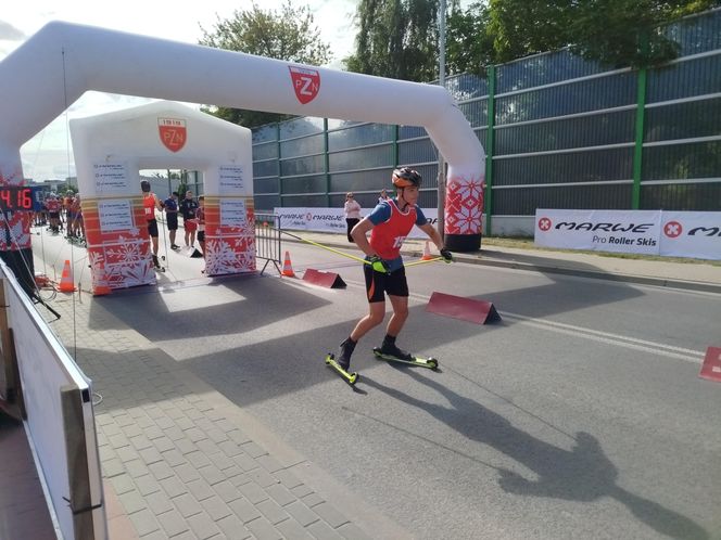 Zawody o Puchar Polski na nartorolkach Marwe Cup 2025 zostały zainaugurowane w Siedlcach