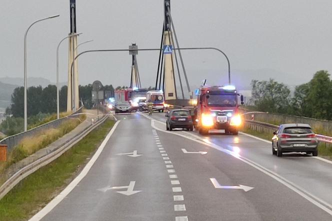 Po tragicznym wypadku w Starym Sączu policja apeluje o ostrożność na drogach