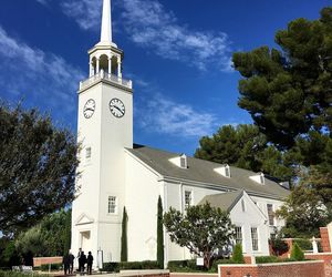 Kościół Forest Lawn Church of the Hills w Los Angeles