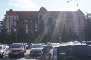 To jeden z najpiękniejszych budynków w Olsztynie. Obecnie trwa jego remont. Zobacz zdjęcia!