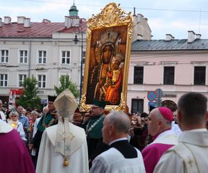 75 lat temu obraz Matki Boskiej w Lublinie zapłakał. Wierni uczcili rocznicę „Cudu lubelskiego” procesją różańcową