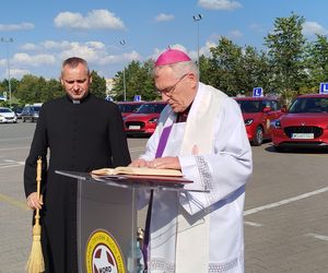 Siedlecki WORD wymienił starą flotę pojazdów egzaminacyjnych na nowe samochody marki Suzuki Swift
