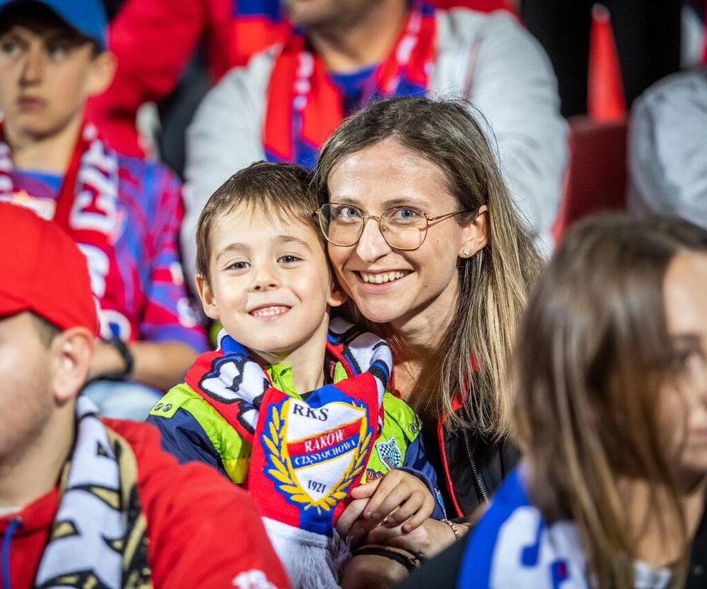 Raków Częstochowa - Puszcza Niepołomice: kibice mieli dwa powody do zadowolenia ZDJĘCIA