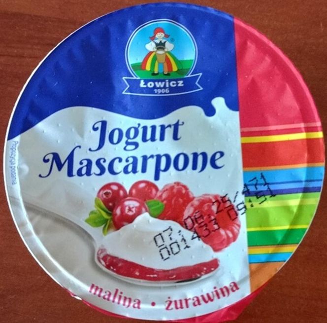 W tych jogurtach mogą być odłamki szkła