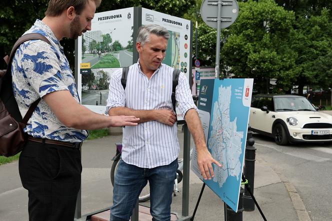 Urzędnicy chcą budować drogi dla rowerów. Przedstawili plany dla Warszawy