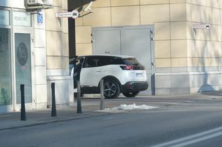 Taką furą wożą Santosa po Warszawie