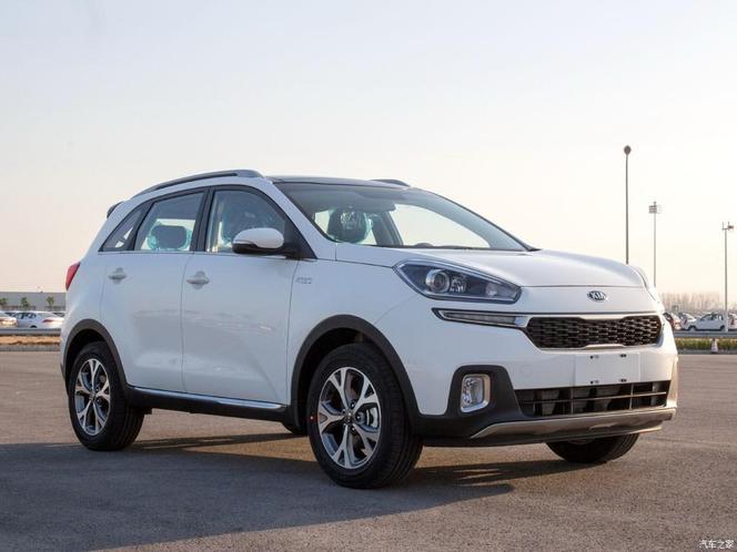 crossover Kia KX3