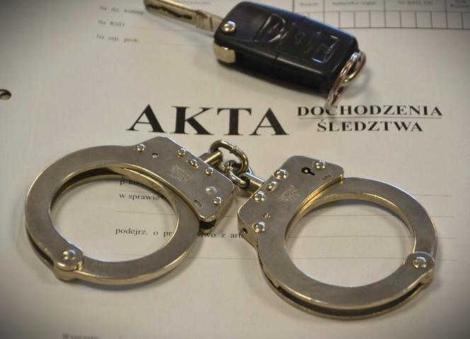  Był poszukiwany listem gończym.  Wpadł, bo jechał na podwójnym gazie!