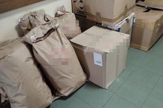 Bydgoszczanki naciągały ludzi. Policjanci zrobili nalot na dwa butiki na Bartodziejach