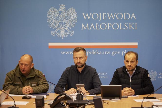 Sytuacja powodziowa w Małopolsce. Konferencja wojewody i wiceprezydenta Kosiniaka-Kamysza