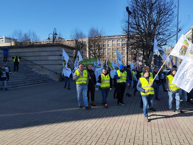 Górnicy protestowali pod ministerstwem przemysłu w Katowicach przeciwko likwidacji KWK Bielszowice