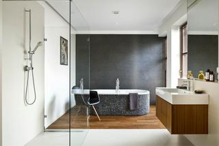 Pokój kąpielowy z prysznicem: jak go urządzić