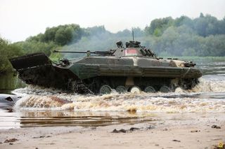 Białoruś zbroi Afrykę? Mińsk dostarcza broń i szkoli operatorów dronów