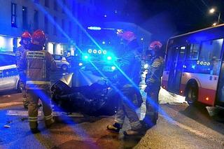 Pomylił Grochowską z torem wyścigowym. Szaleńczy rajd zakończył się na sygnalizatorze