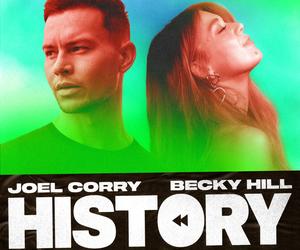Joel Corry i Becky Hill razem z imprezowym kawałkiem na jesień. History hitem?
