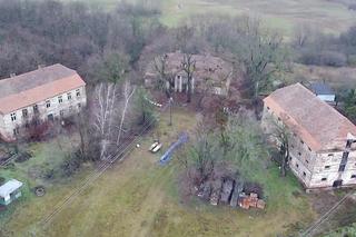 Zespół dworski de Weiglów w Kopojnie