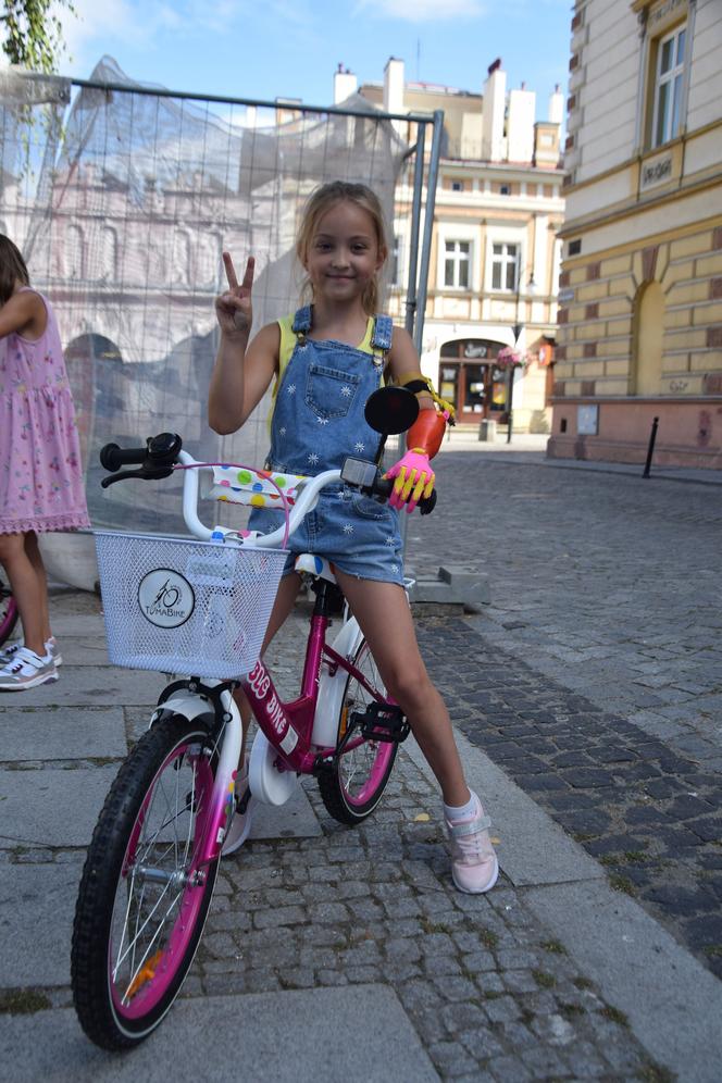 Wydrukowali rękę dla 5-letniej Lilki. Niezwykły wyczyn uczniów z Jarosławia